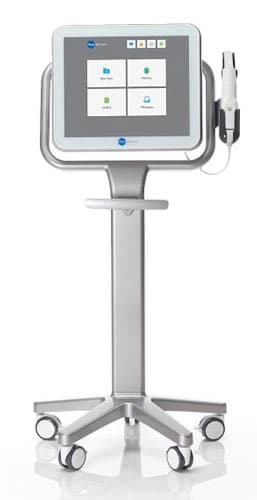 iTero digital scanner system used for accurate digital impressions and orthodontic treatment planning at Griffin Orthodontics, Vernon, CT 06066.